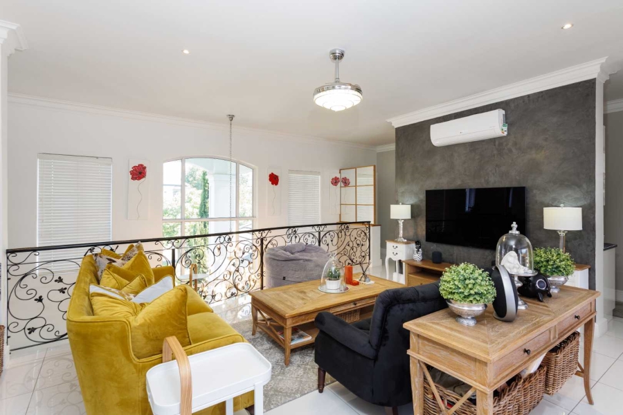 To Let 4 Bedroom Property for Rent in Val De Vie Estate Western Cape